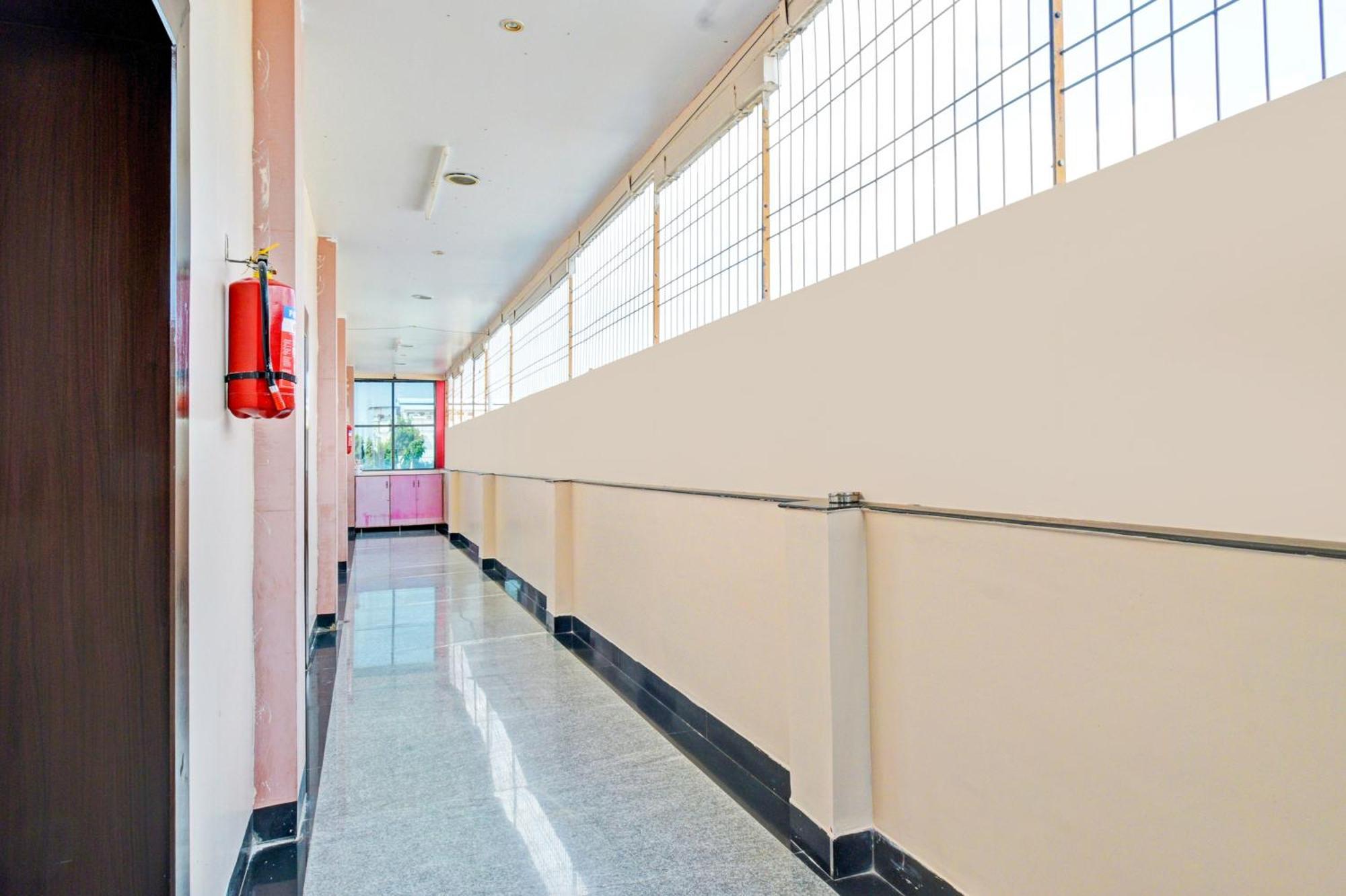 Super Hotel O Kurnool Near Kurnool Medical College Екстериор снимка